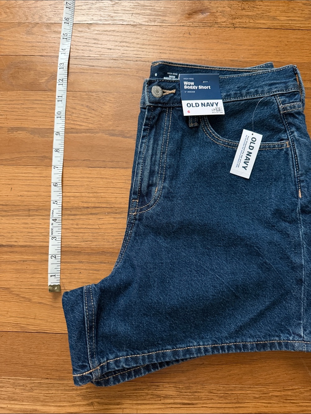 😎 Old Navy WOW high rise baggy jean shorts. Size 6. NWT. - Picture 8 of 11